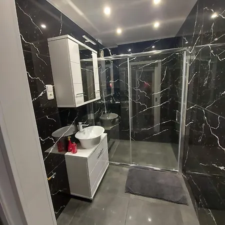 شقة Apartman A&a *